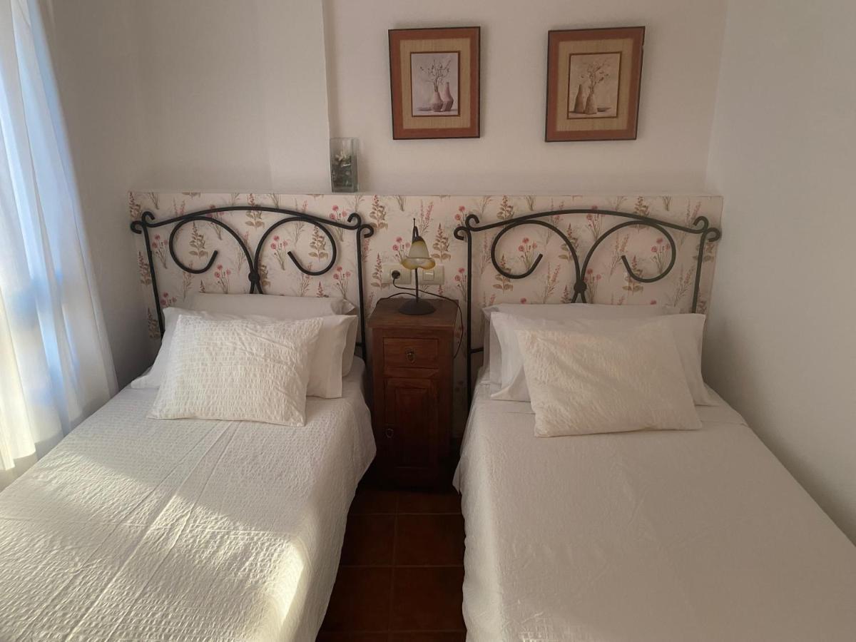 Vv El Almendro Apartment Техеда Екстериор снимка
